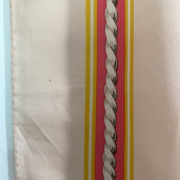 Large oversize silk scarf made in italy - Picture 12 of 13